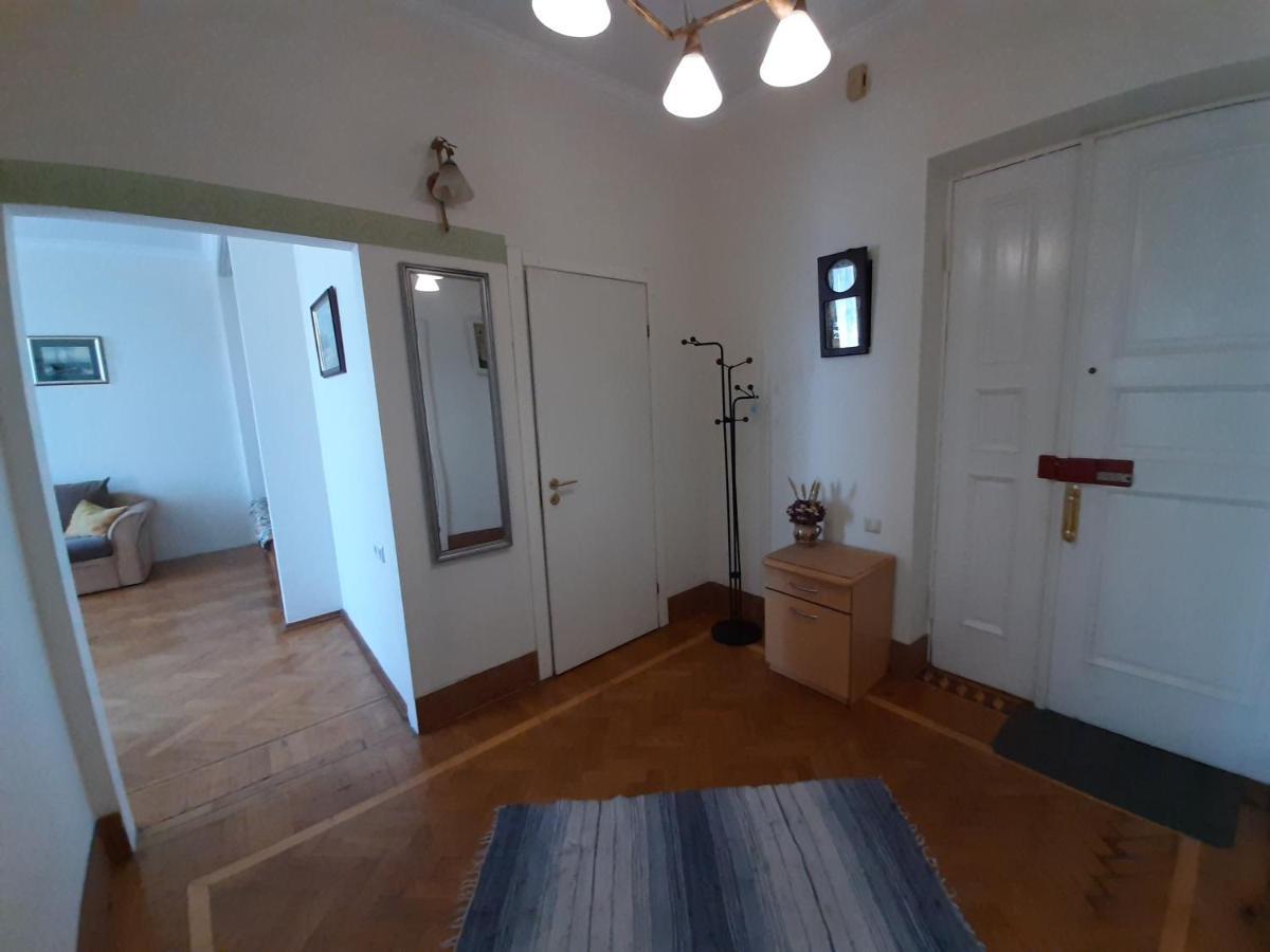 Apartment On Hretska 26/28 Одеса Екстериор снимка